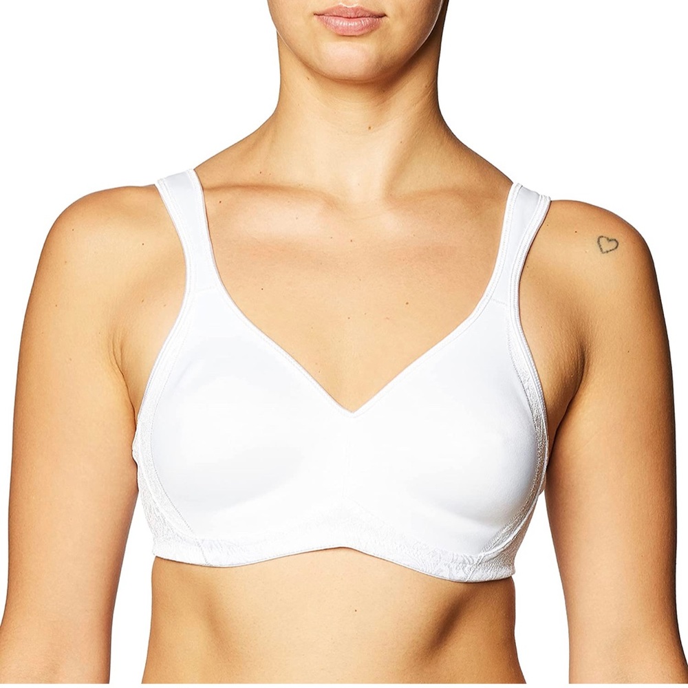 Playtex Women's 18 Hour Seamless Smoothing Full Coverage Bra NWT